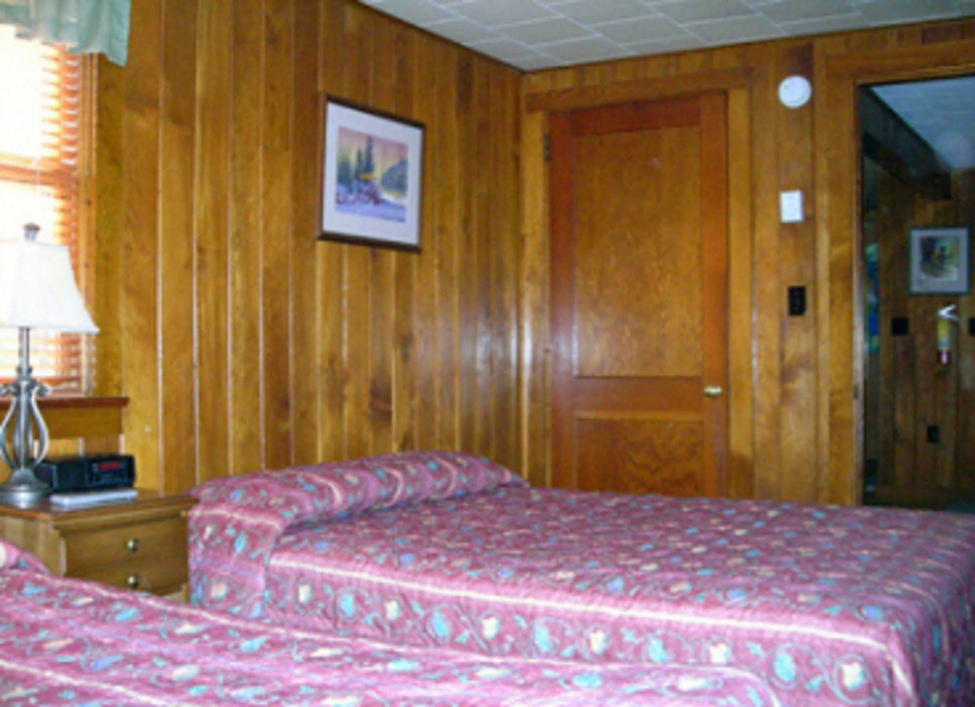 Cabins At Twinbrook Resort Maggie Valley Extérieur photo