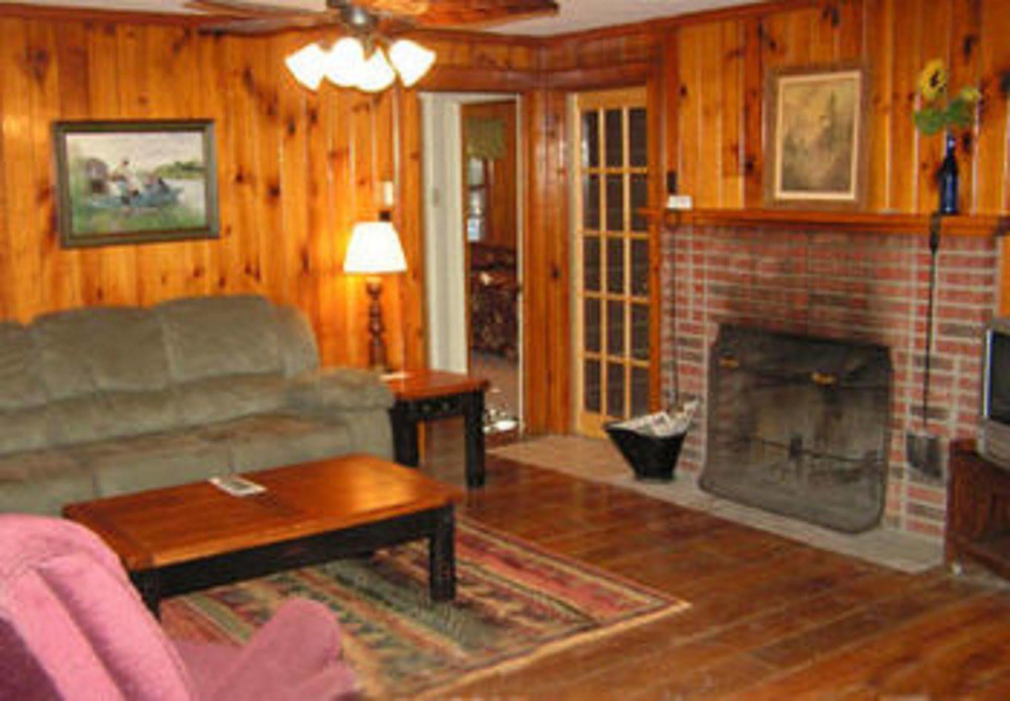 Cabins At Twinbrook Resort Maggie Valley Extérieur photo